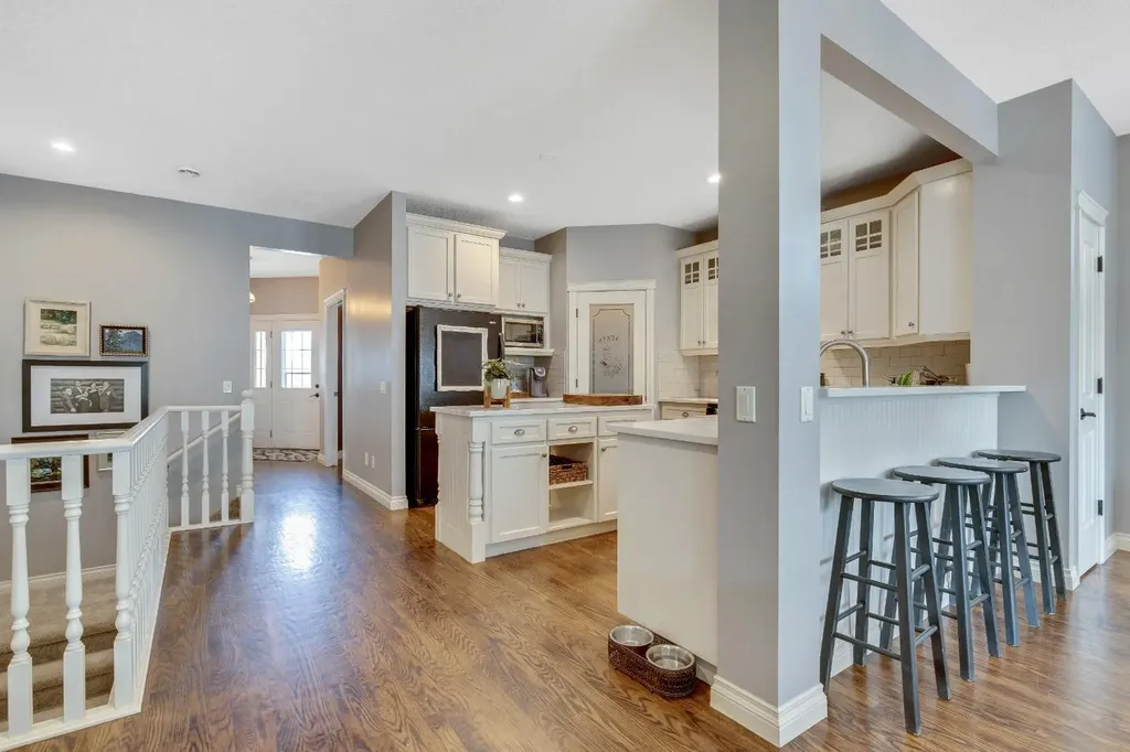 121 Cimarron Park Circle Okotoks AB T1S 2H5