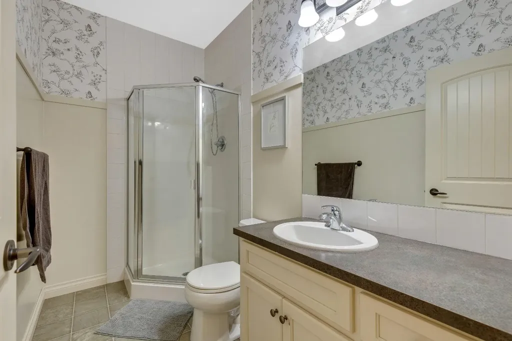 121 Cimarron Park Circle Okotoks AB T1S 2H5