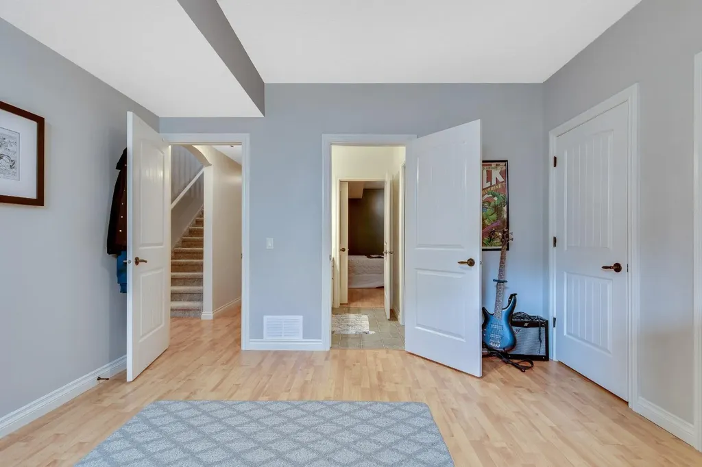 121 Cimarron Park Circle Okotoks AB T1S 2H5