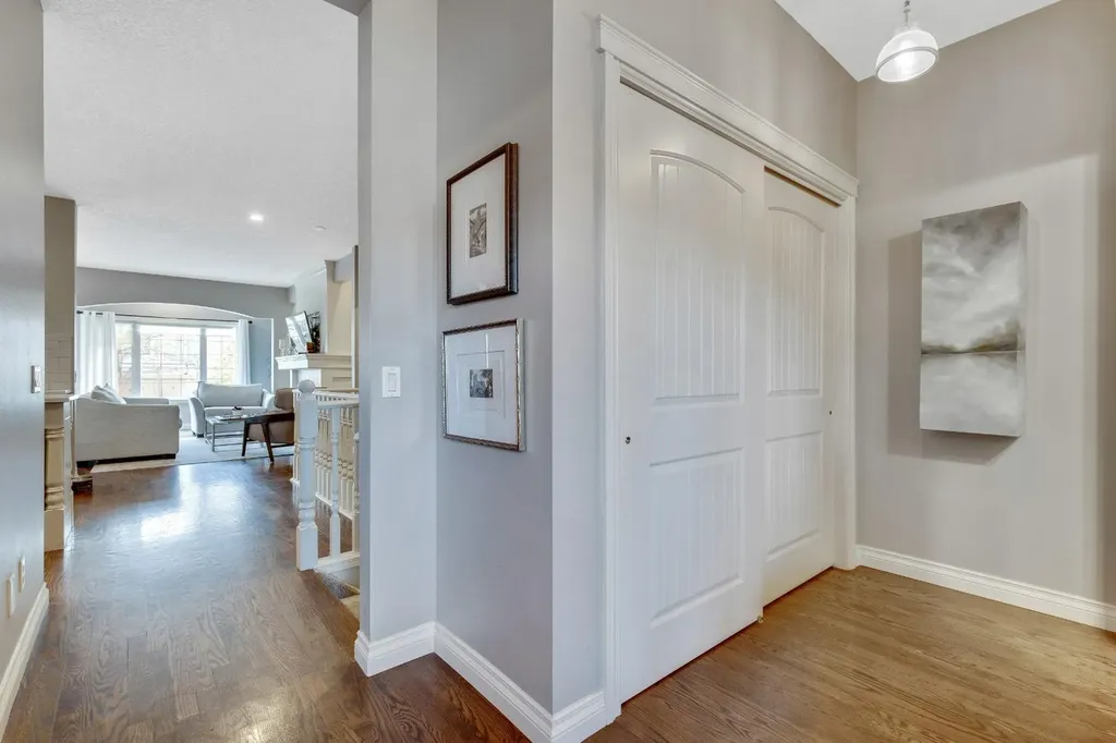 121 Cimarron Park Circle Okotoks AB T1S 2H5