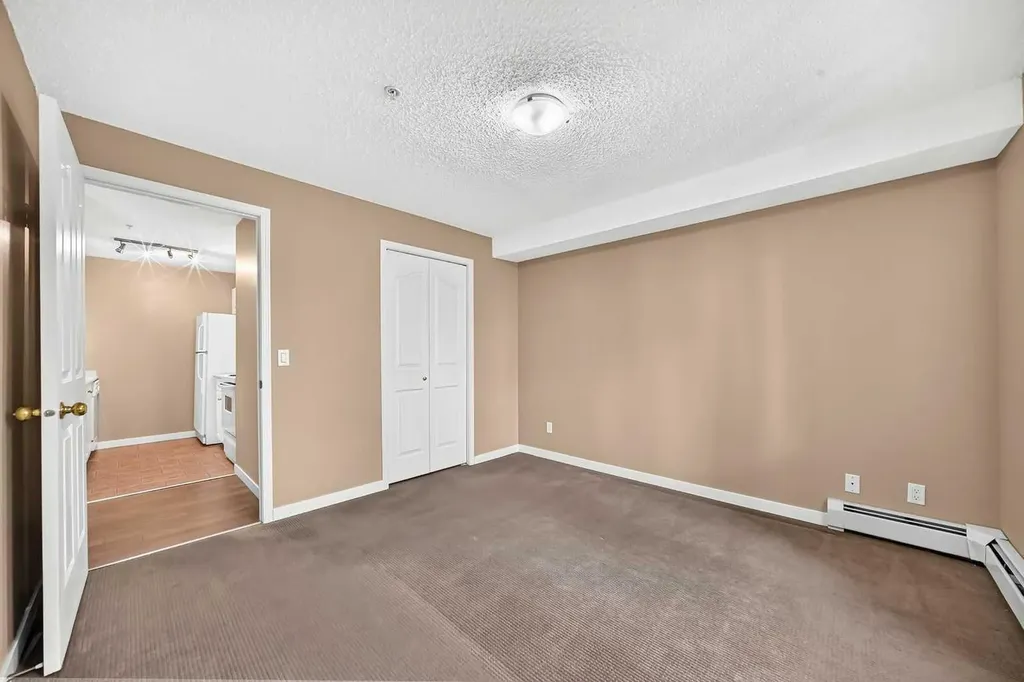6224 17 Avenue SE Calgary AB T2A7X8