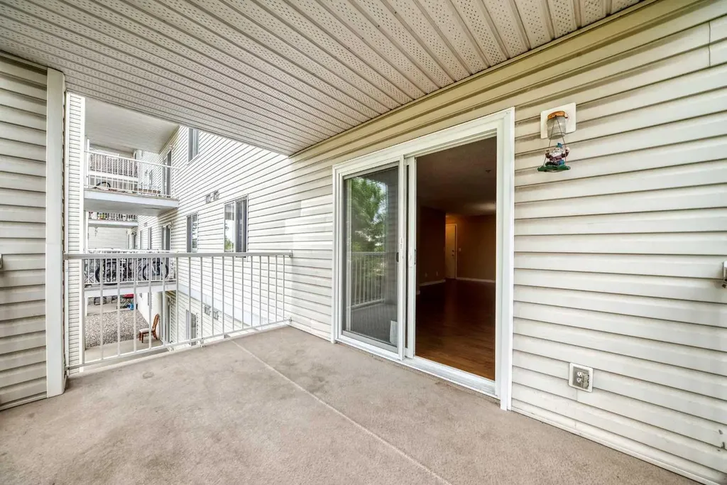 6224 17 Avenue SE Calgary AB T2A7X8