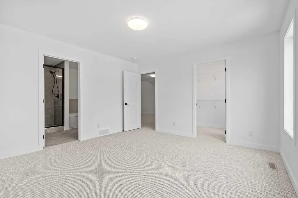302 Baneberry Way SW Airdrie AB T4B 5R9