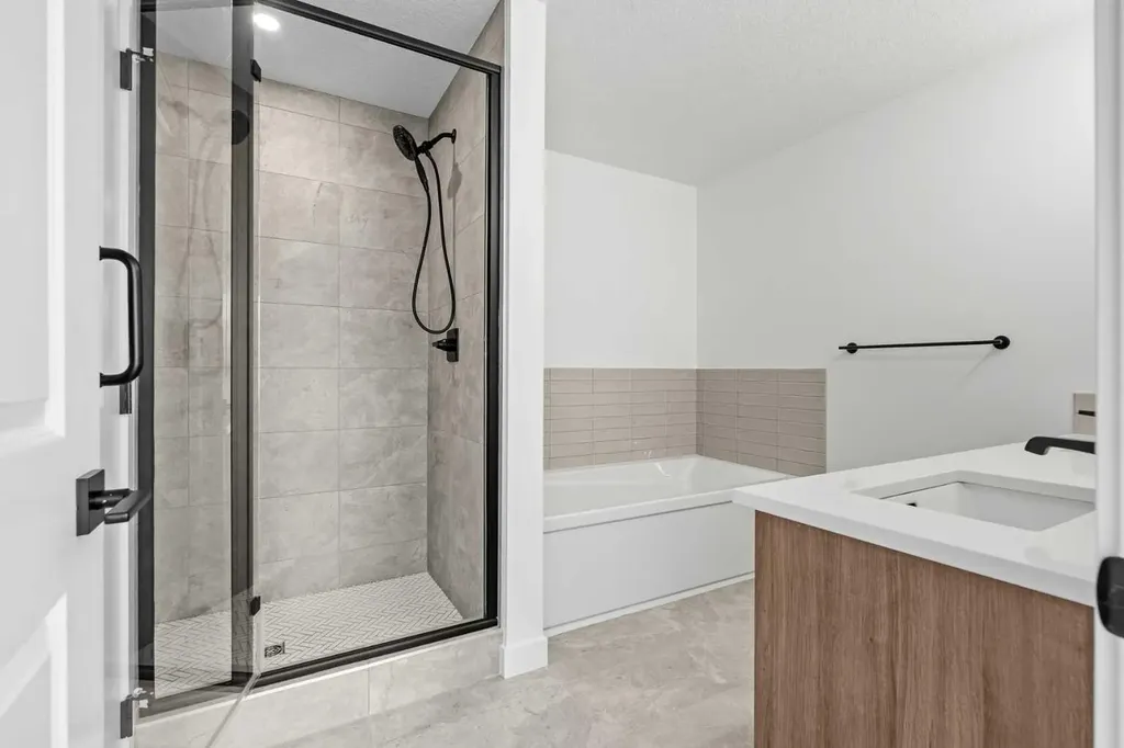 302 Baneberry Way SW Airdrie AB T4B 5R9
