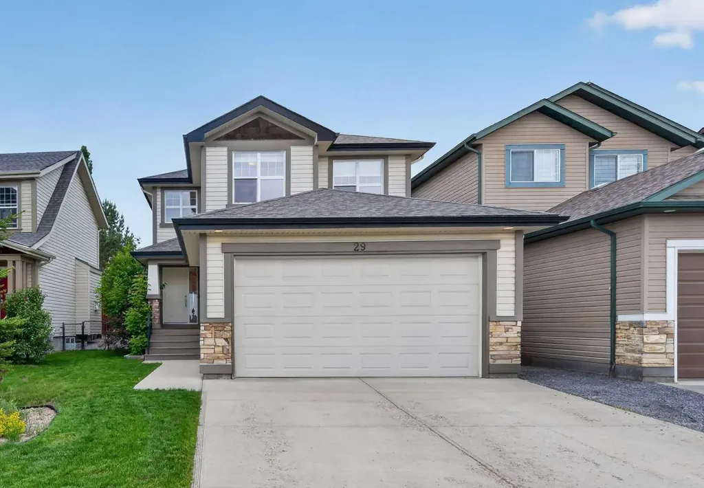 29 Sunset Close Cochrane AB T4C 0B3