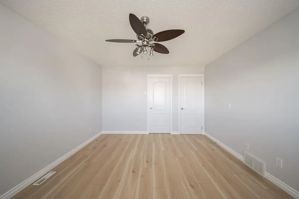 124 Archibald Close Fort Mcmurray AB T9K 2P3