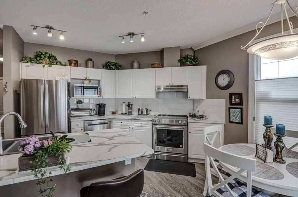78 Prestwick Gardens SE Calgary AB T2Z3V2