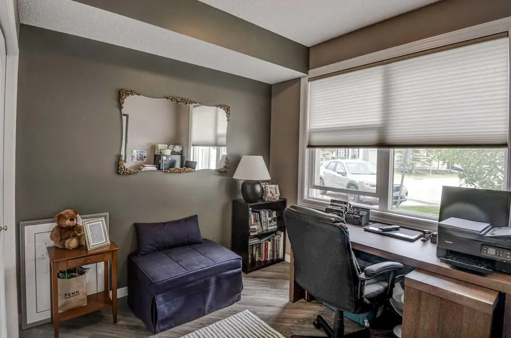 78 Prestwick Gardens SE Calgary AB T2Z3V2