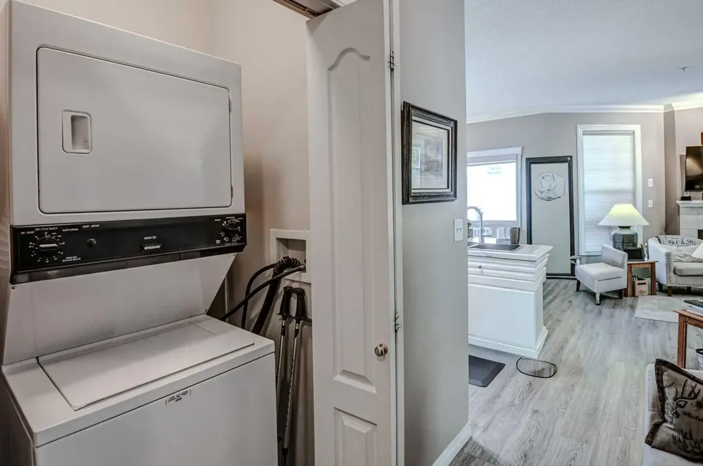 78 Prestwick Gardens SE Calgary AB T2Z3V2