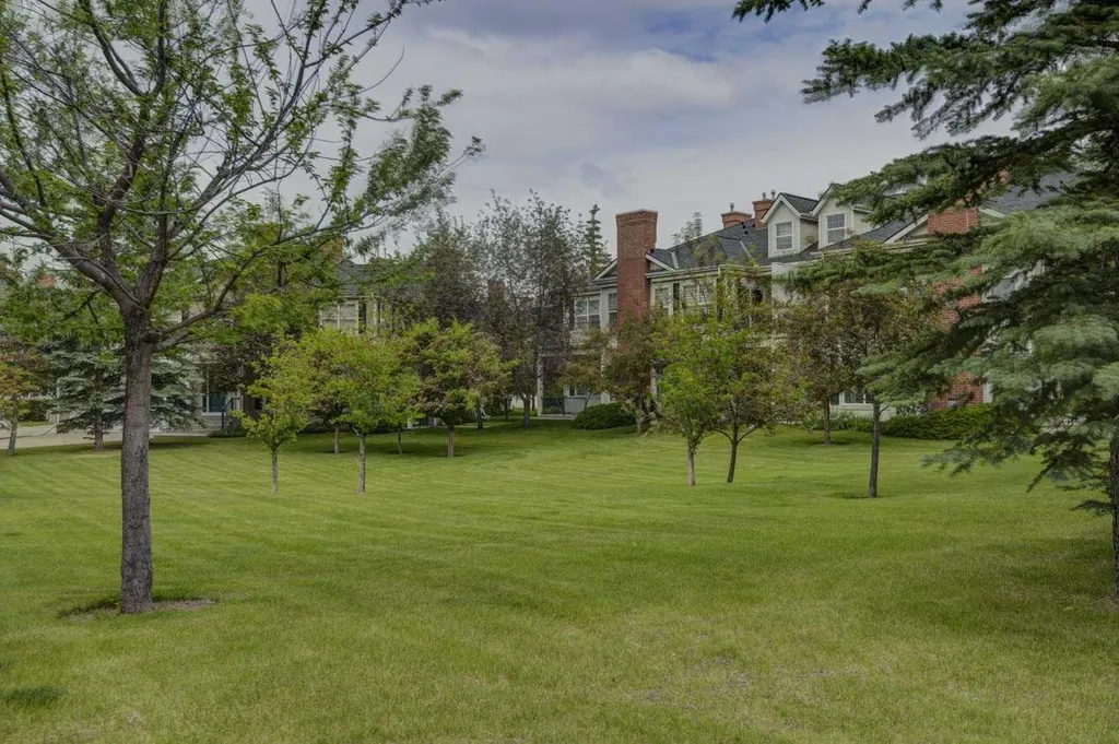 78 Prestwick Gardens SE Calgary AB T2Z3V2