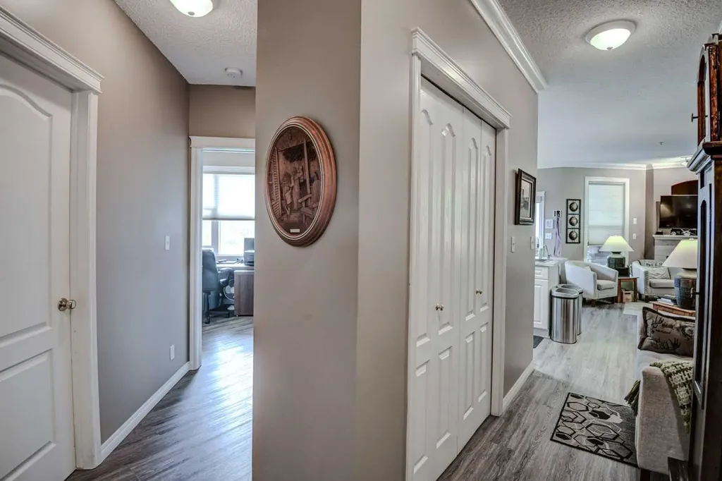 78 Prestwick Gardens SE Calgary AB T2Z3V2