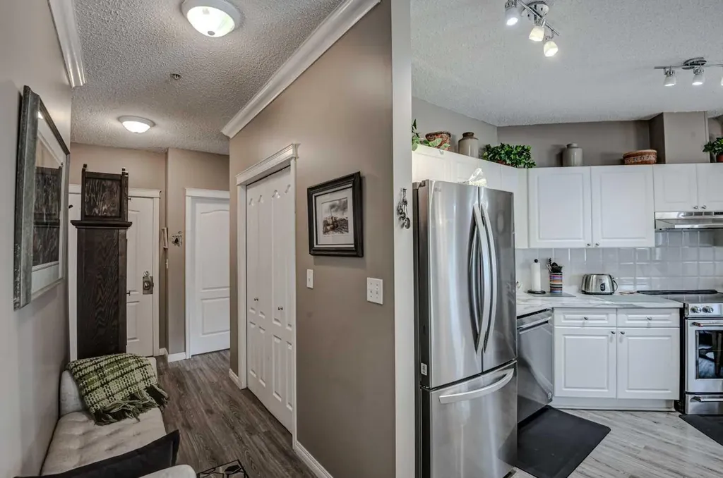 78 Prestwick Gardens SE Calgary AB T2Z3V2