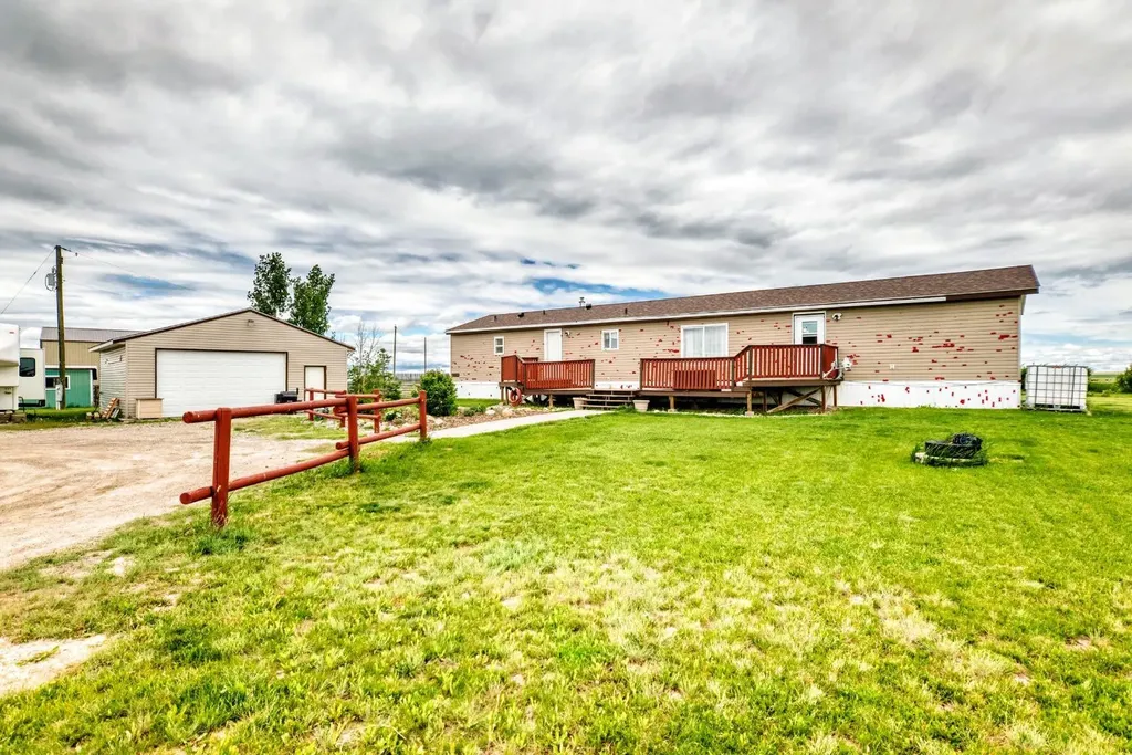 180071 Range Road 260 Rural Vulcan County AB T0L 0L0