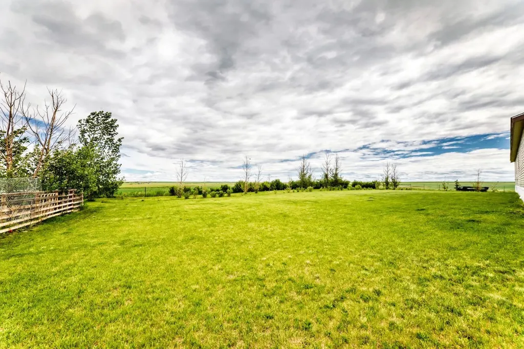 180071 Range Road 260 Rural Vulcan County AB T0L 0L0