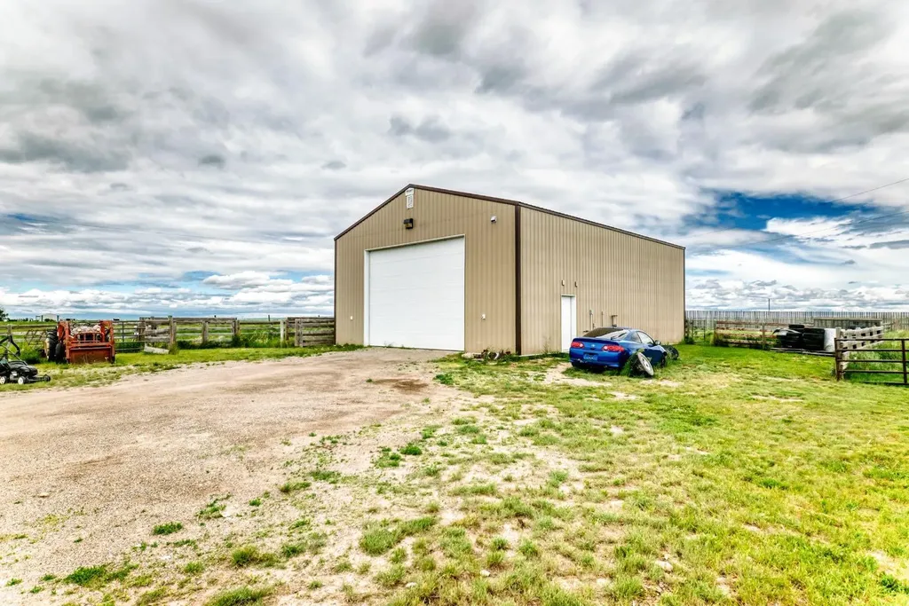 180071 Range Road 260 Rural Vulcan County AB T0L 0L0