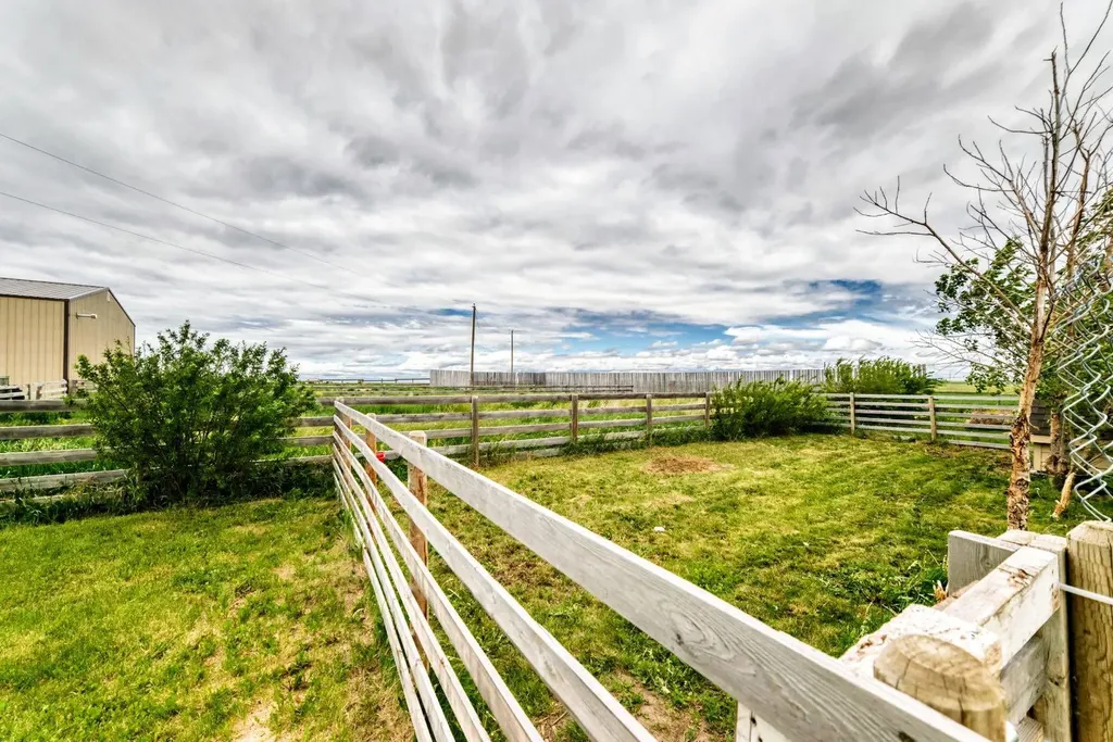 180071 Range Road 260 Rural Vulcan County AB T0L 0L0