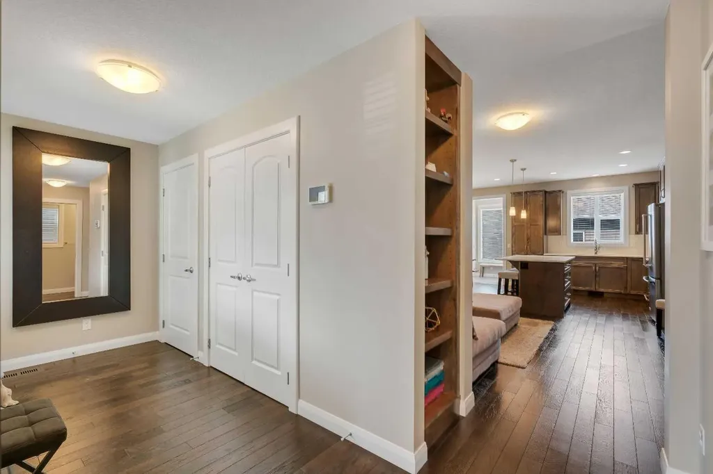 18 Evanscrest Rise NW Calgary AB T3P 0R7