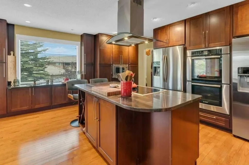 63 Edenstone Way NW Calgary AB T3A 3Z1