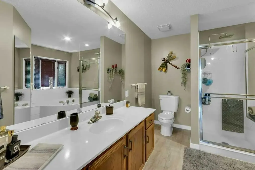 63 Edenstone Way NW Calgary AB T3A 3Z1