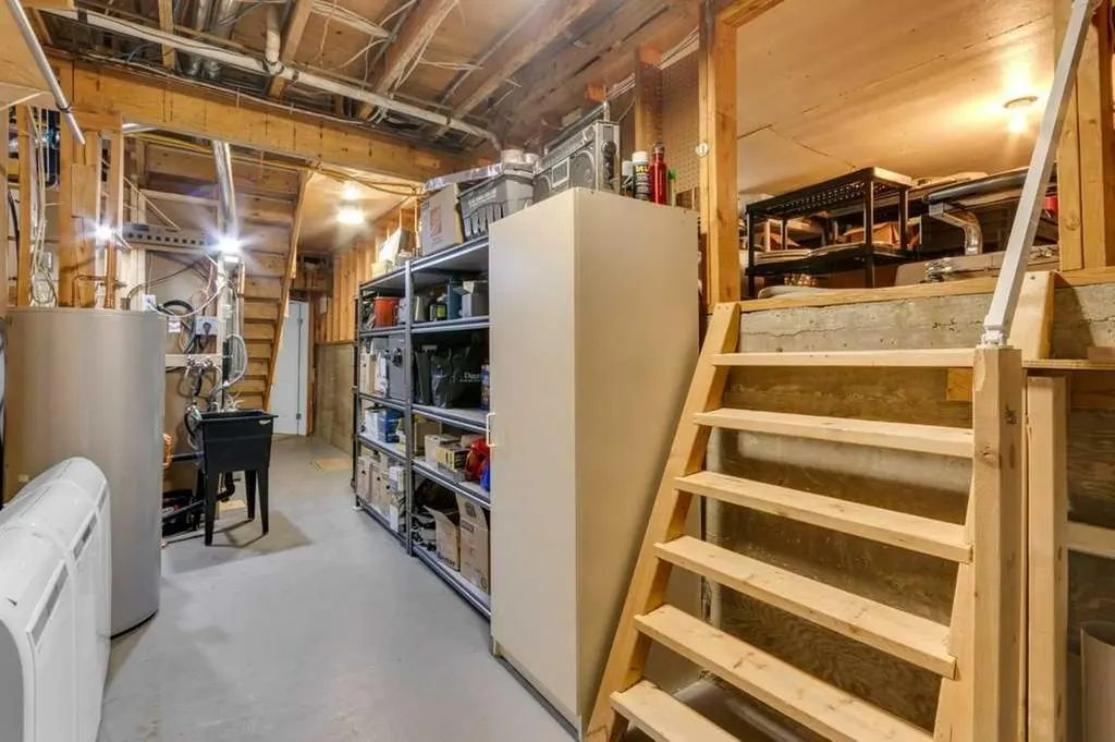 63 Edenstone Way NW Calgary AB T3A 3Z1
