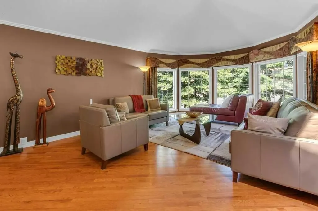 63 Edenstone Way NW Calgary AB T3A 3Z1