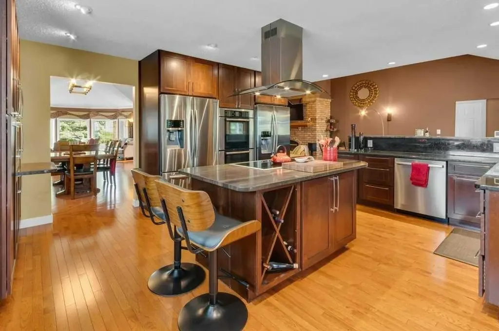 63 Edenstone Way NW Calgary AB T3A 3Z1