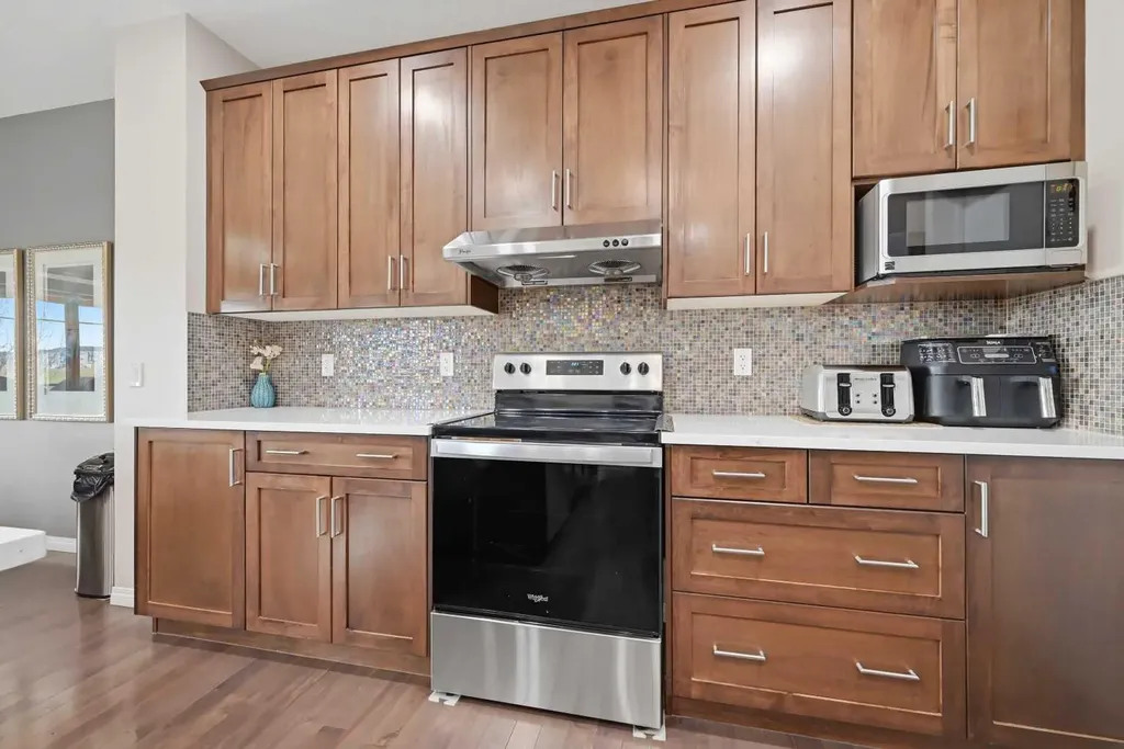 156 Skyview Shores Manor NE Calgary AB T3N 1B4