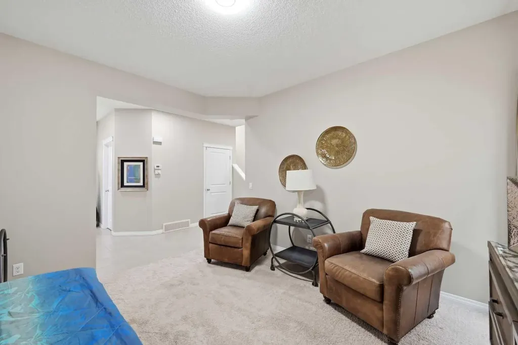 156 Skyview Shores Manor NE Calgary AB T3N 1B4