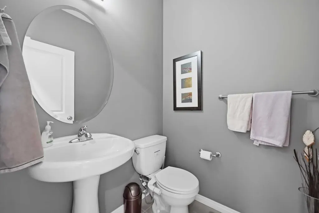 156 Skyview Shores Manor NE Calgary AB T3N 1B4