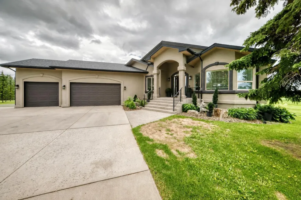 12 Clover Lane Rural Rocky View County AB T3Z 1G9