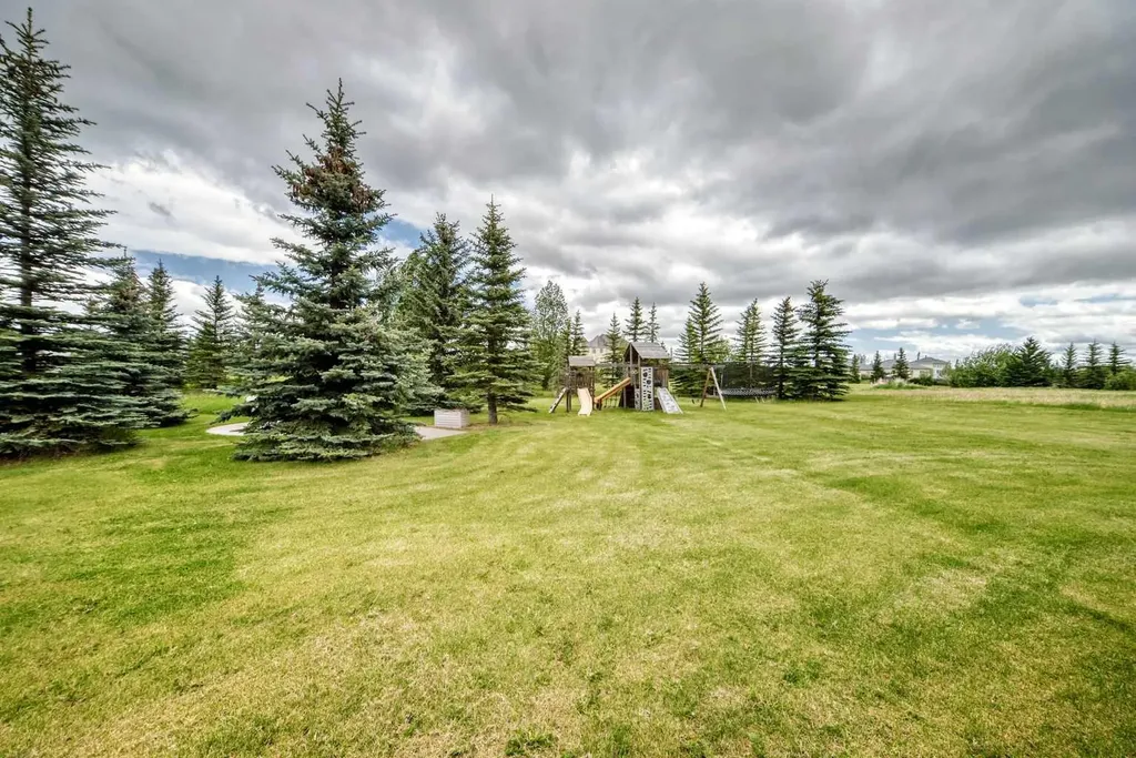 12 Clover Lane Rural Rocky View County AB T3Z 1G9
