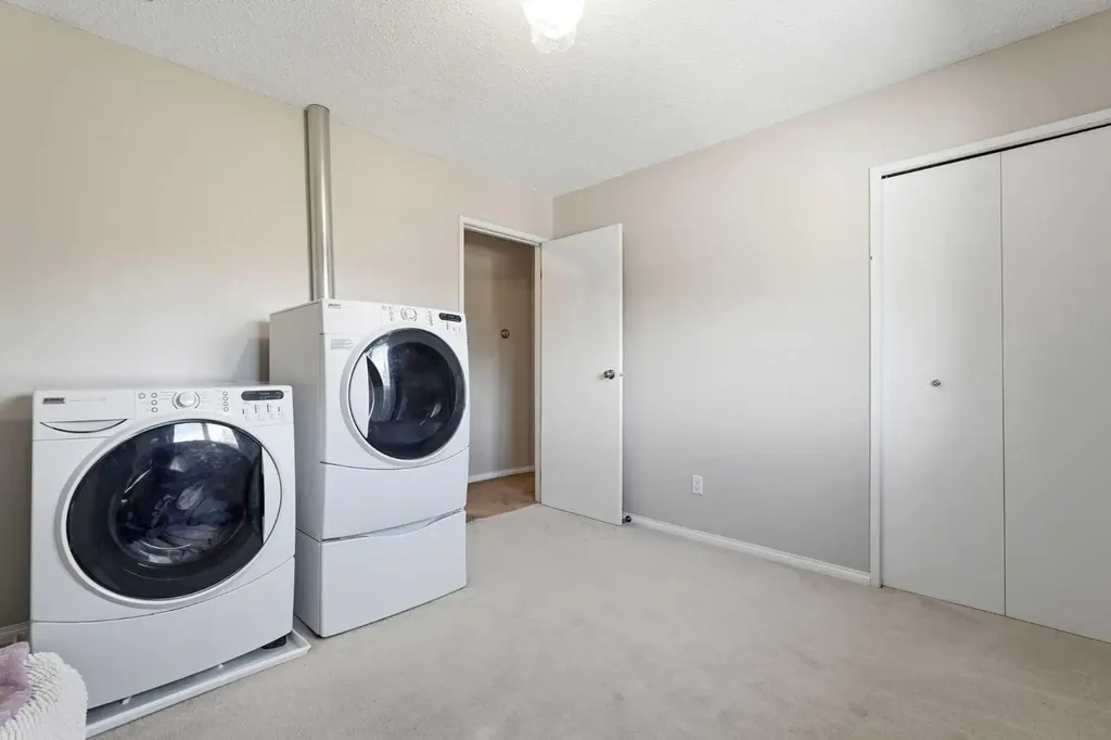 2117 127 Street Blairmore AB T0K 0E0