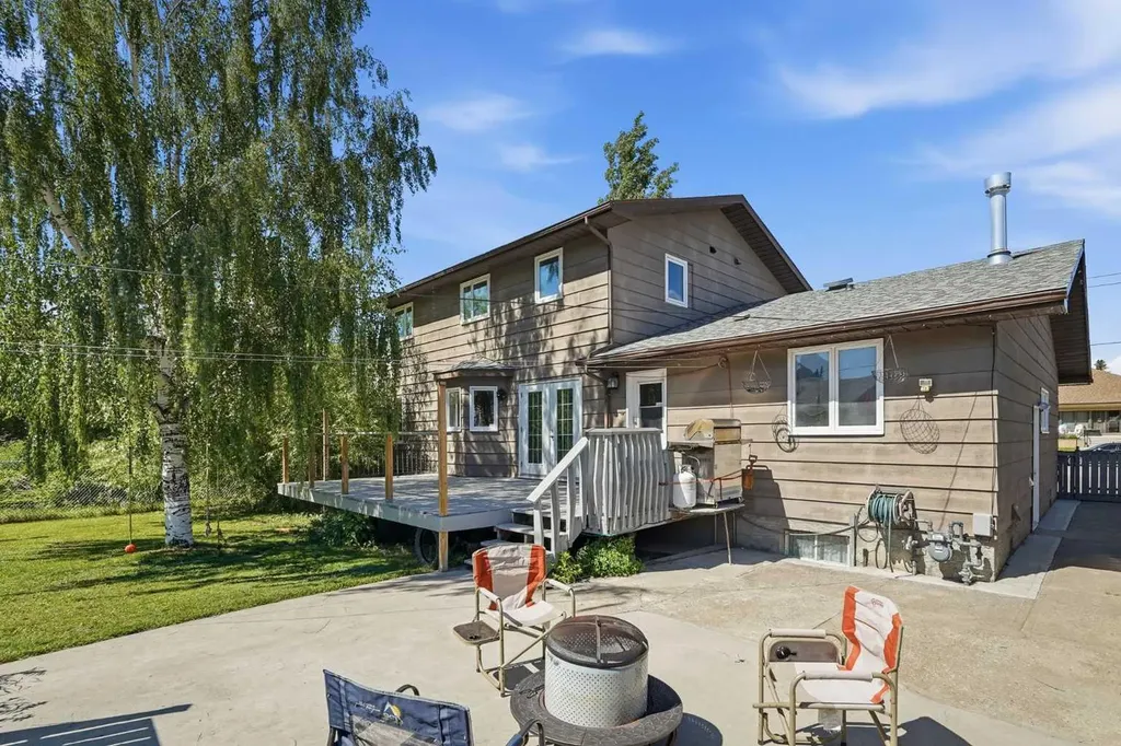 2117 127 Street Blairmore AB T0K 0E0