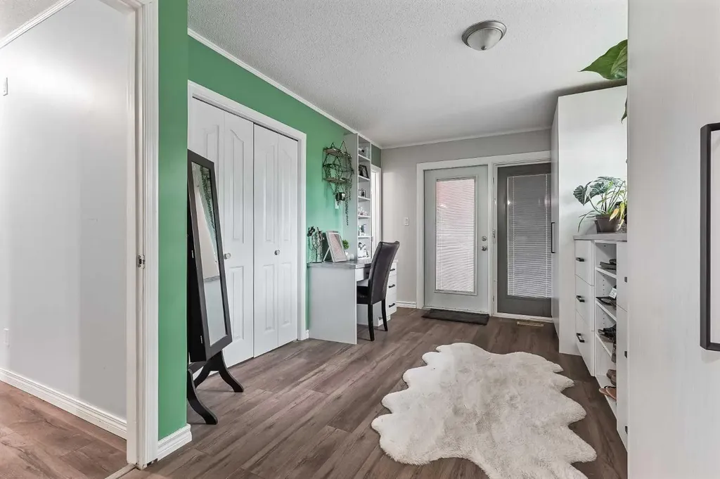 1017 19a Avenue Coaldale AB T1M 1A6