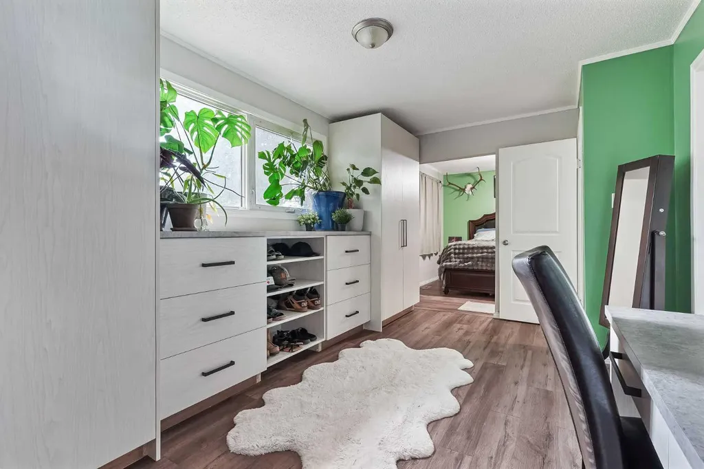 1017 19a Avenue Coaldale AB T1M 1A6