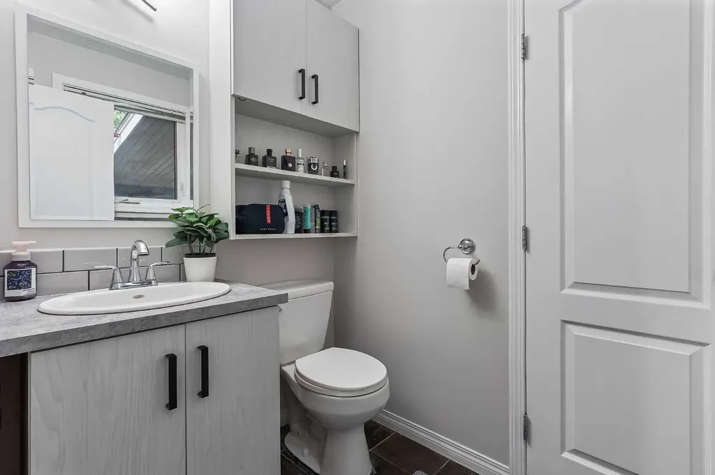 1017 19a Avenue Coaldale AB T1M 1A6