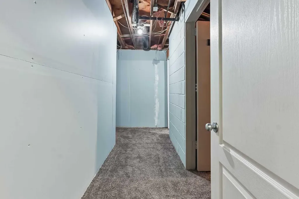 1017 19a Avenue Coaldale AB T1M 1A6
