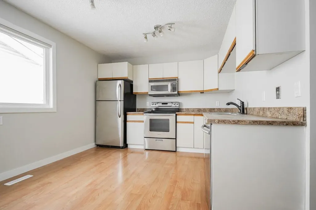 181 Windsor Drive Fort Mcmurray AB T9H 4R1