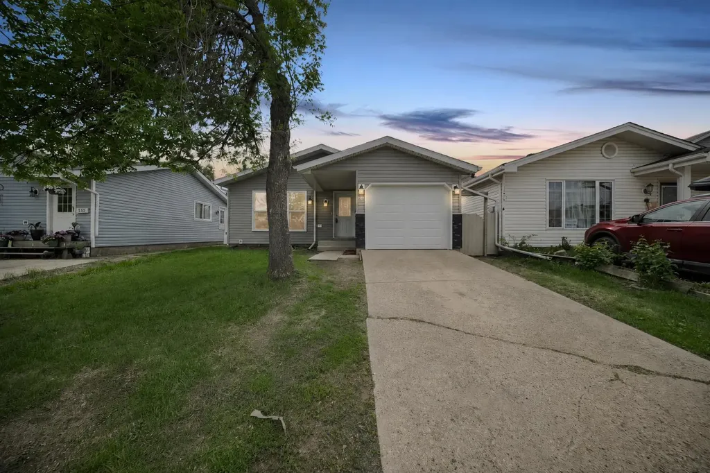 181 Windsor Drive Fort Mcmurray AB T9H 4R1