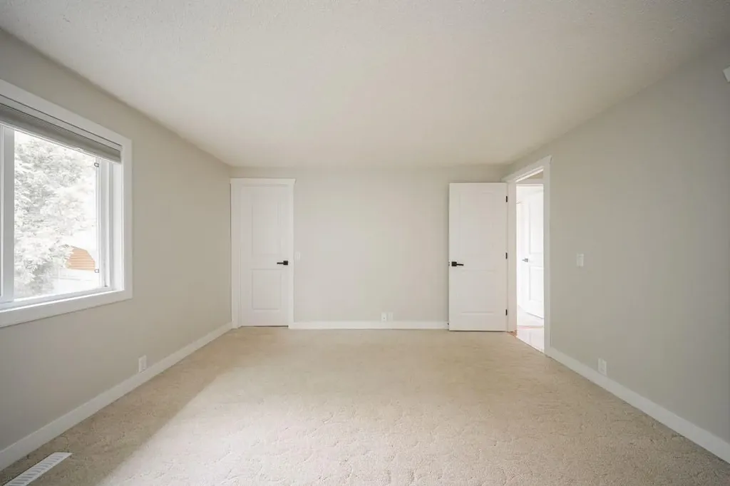 181 Windsor Drive Fort Mcmurray AB T9H 4R1