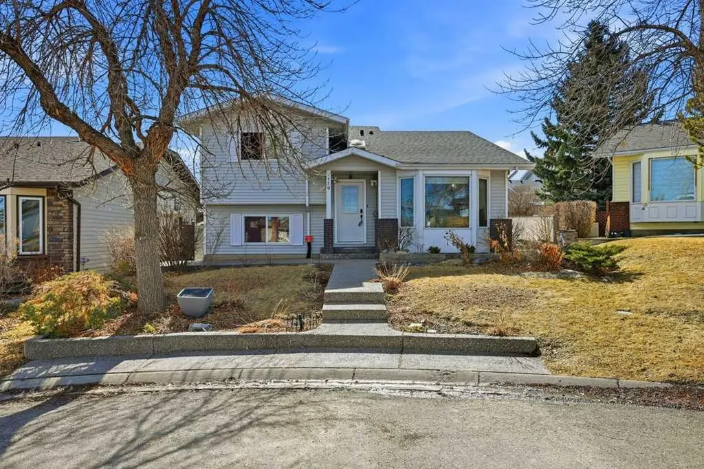 119 Macewan Meadow Way NW Calgary AB T3K 3H9