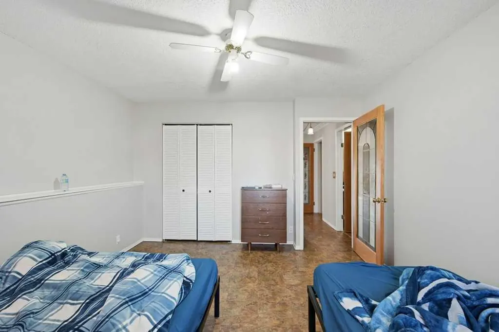 119 Macewan Meadow Way NW Calgary AB T3K 3H9