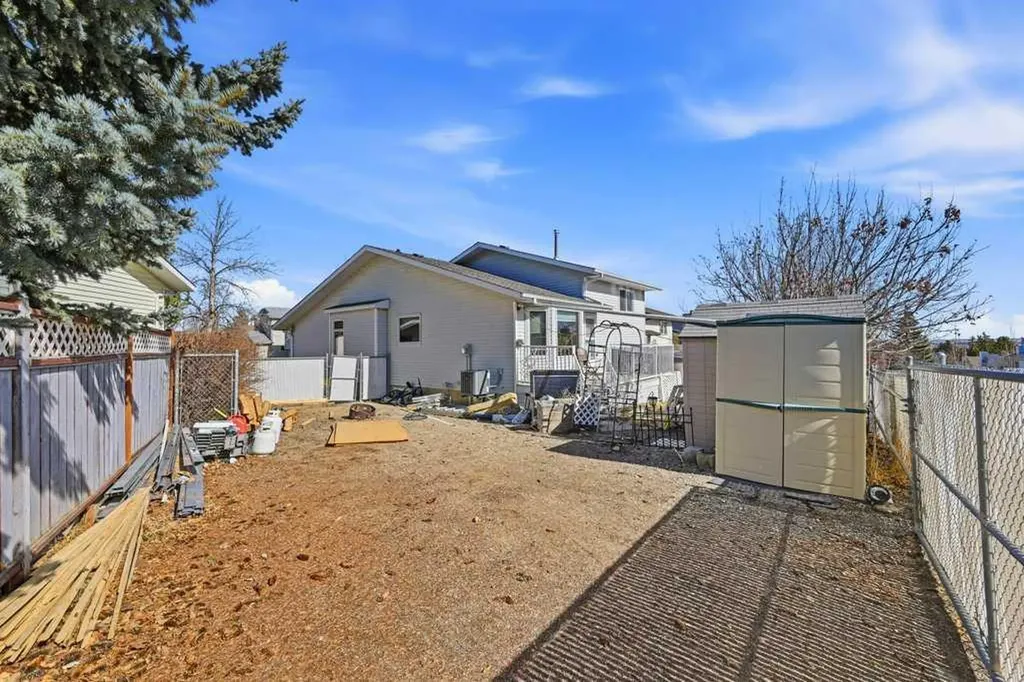 119 Macewan Meadow Way NW Calgary AB T3K 3H9