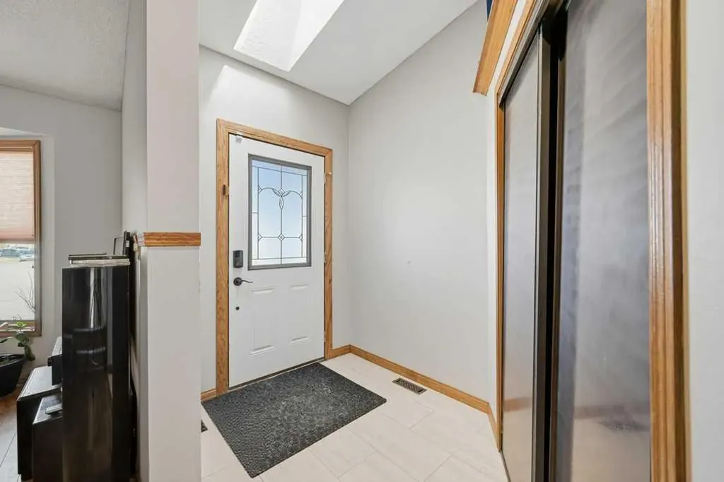 119 Macewan Meadow Way NW Calgary AB T3K 3H9