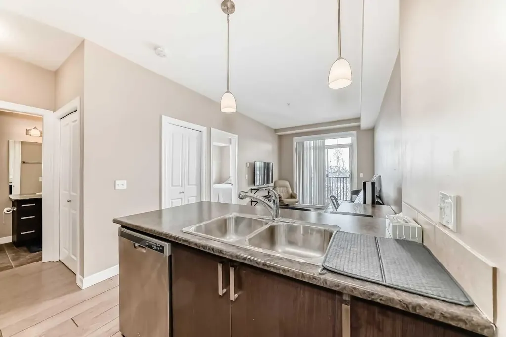 117 Copperpond Common SE Calgary AB T2Z 5E6
