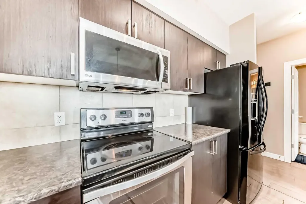 117 Copperpond Common SE Calgary AB T2Z 5E6
