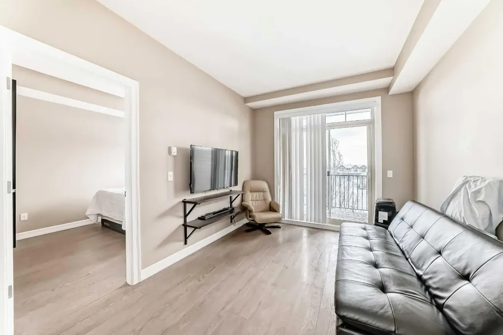 117 Copperpond Common SE Calgary AB T2Z 5E6