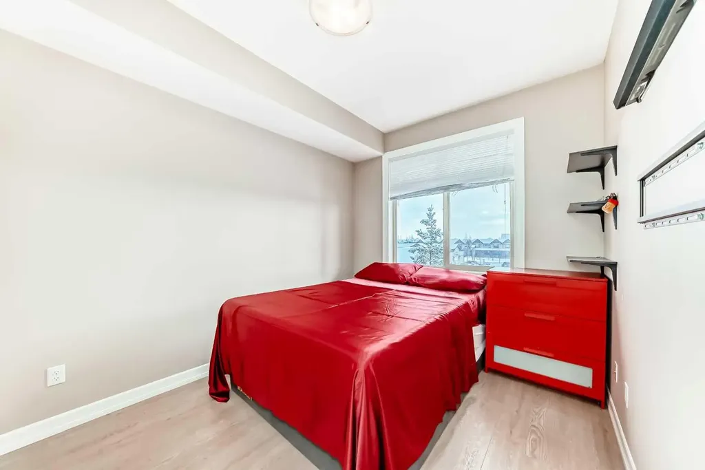 117 Copperpond Common SE Calgary AB T2Z 5E6
