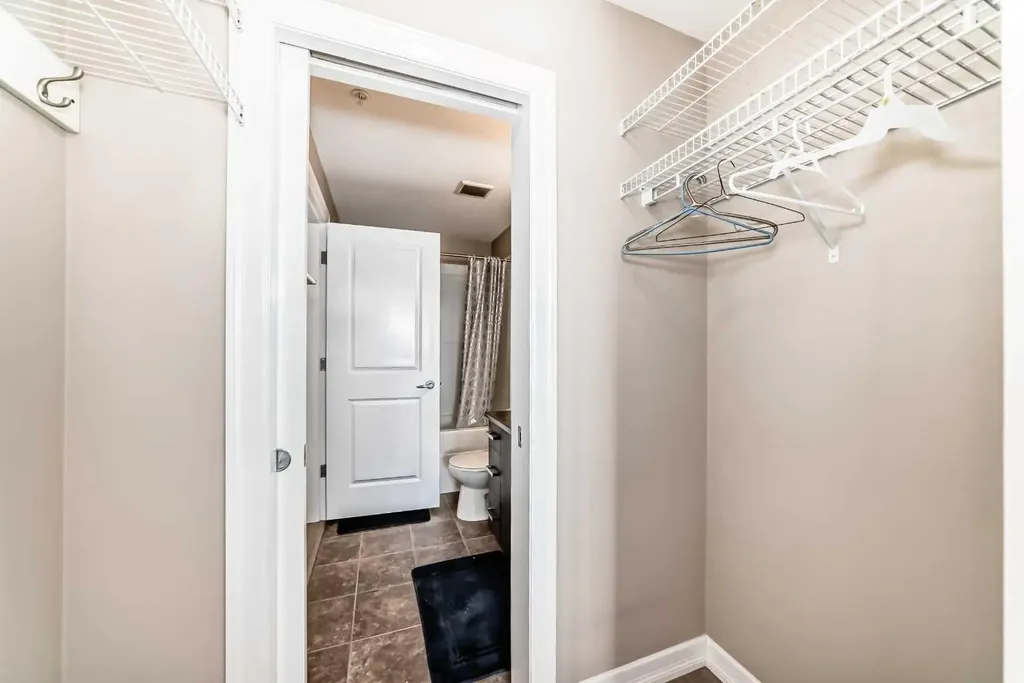 117 Copperpond Common SE Calgary AB T2Z 5E6