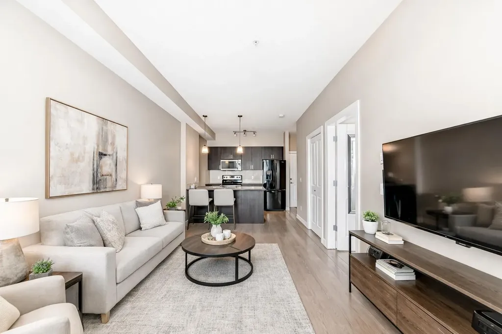 117 Copperpond Common SE Calgary AB T2Z 5E6